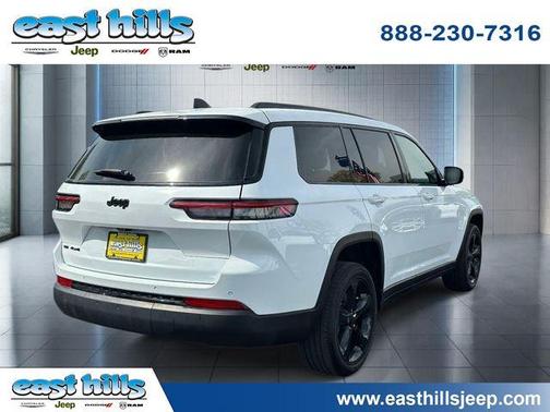 Bright White Clearcoat 2023 Jeep Grand Cherokee L Laredo