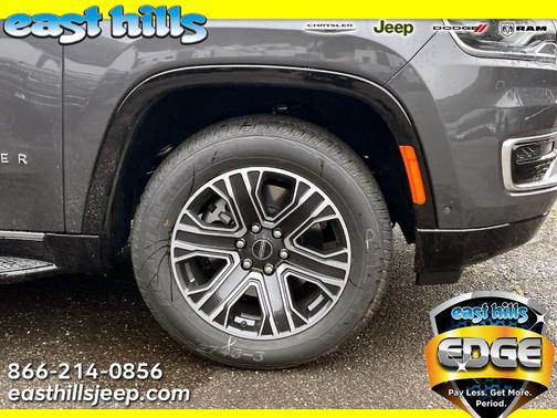 2025 Jeep Wagoneer Base