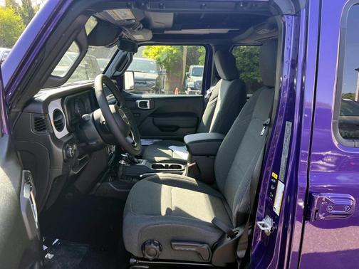 REIGN 2026 Jeep Wrangler Sport