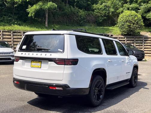 2025 Jeep Wagoneer L Series II