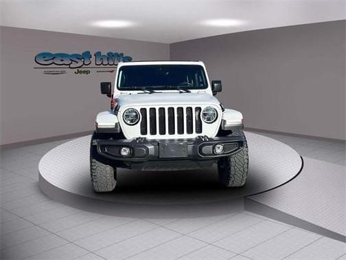 2022 Jeep Wrangler Unlimited Sahara Altitude