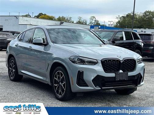 2023 BMW X4 xDrive30i