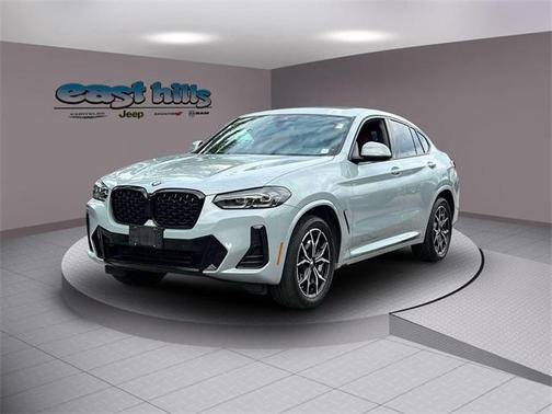 2023 BMW X4 xDrive30i