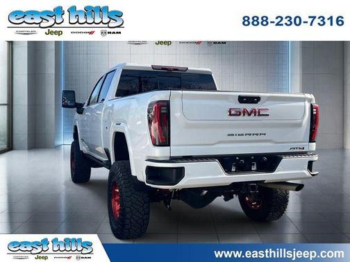 Summit White 2024 GMC Sierra 2500 AT4