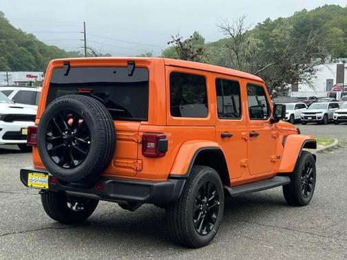 2025 Jeep Wrangler 4xe Sahara
