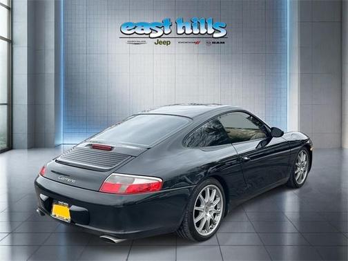 2003 Porsche 911 Carrera