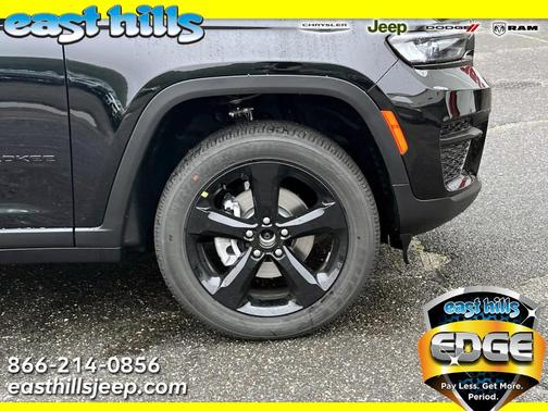 2025 Jeep Grand Cherokee Laredo
