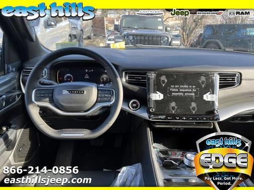 2025 Jeep Wagoneer Base
