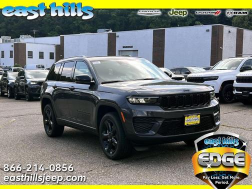 2025 Jeep Grand Cherokee Laredo