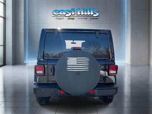 2021 Jeep Wrangler Unlimited Sahara Altitude