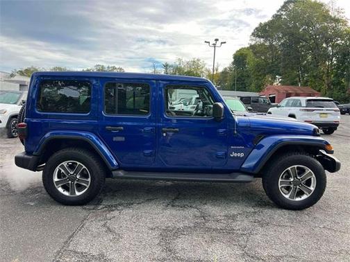 2020 Jeep Wrangler Unlimited Sahara