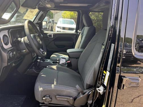 2025 Jeep Wrangler 4xe Sport