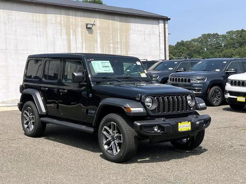 2025 Jeep Wrangler 4xe Sport