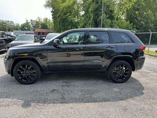 2020 Jeep Grand Cherokee Altitude
