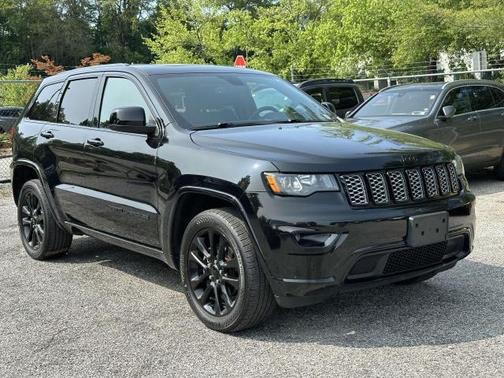 2020 Jeep Grand Cherokee Altitude
