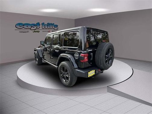 2020 Jeep Wrangler Unlimited Sahara Altitude