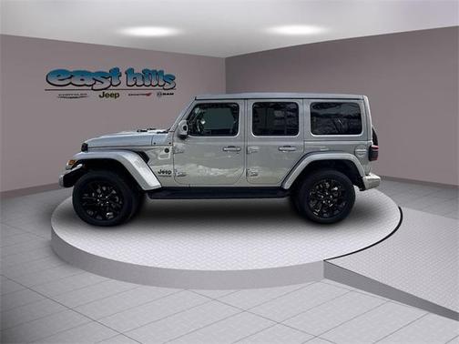 2020 Jeep Wrangler Unlimited Sahara High Altitude