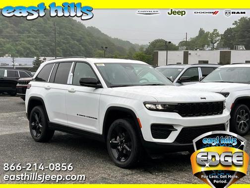 2025 Jeep Grand Cherokee Laredo