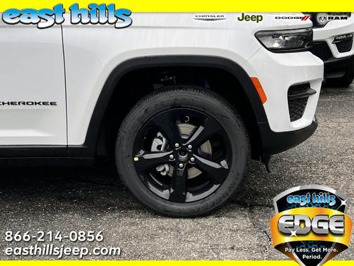 2025 Jeep Grand Cherokee Laredo