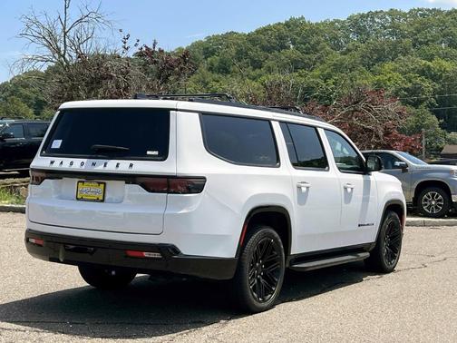 2025 Jeep Wagoneer L Series II