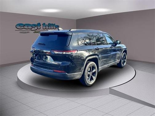 2023 Jeep Grand Cherokee L Laredo