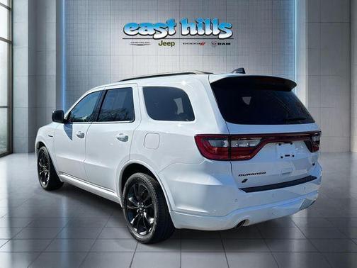 White Knuckle Clearcoat 2023 Dodge Durango R/T