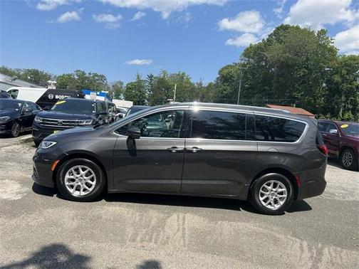 2021 Chrysler Pacifica Touring-L