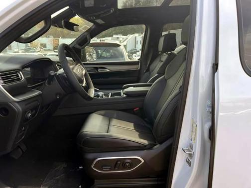 2025 Jeep Wagoneer Series II