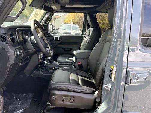 2025 Jeep Wrangler Rubicon 392