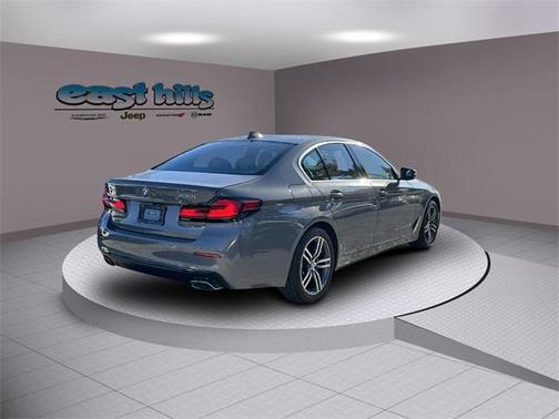 2022 BMW 530 i xDrive