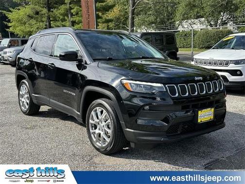 2022 Jeep Compass Latitude Lux