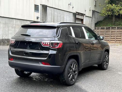2026 Jeep Compass Limited Altitude