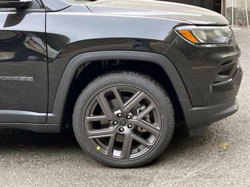 2026 Jeep Compass Limited Altitude
