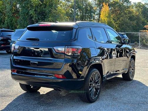 2022 Jeep Compass Altitude