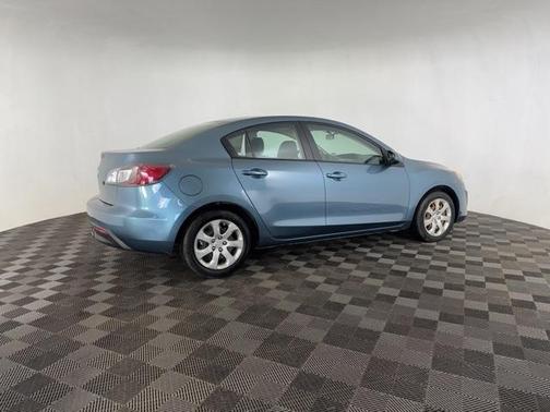 2011 Mazda Mazda3 i Sport