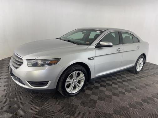 2016 Ford Taurus SEL