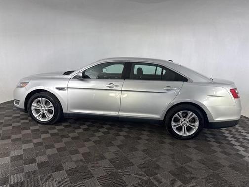 2016 Ford Taurus SEL