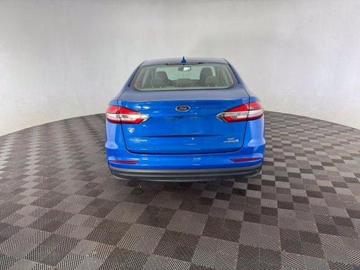 Blue Metallic 2019 Ford Fusion Hybrid SE