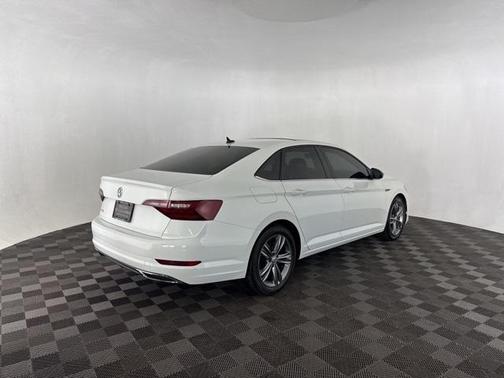 2021 Volkswagen Jetta 1.4T R-Line