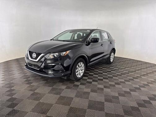 Magnetic Black Pearl 2020 Nissan Rogue Sport S