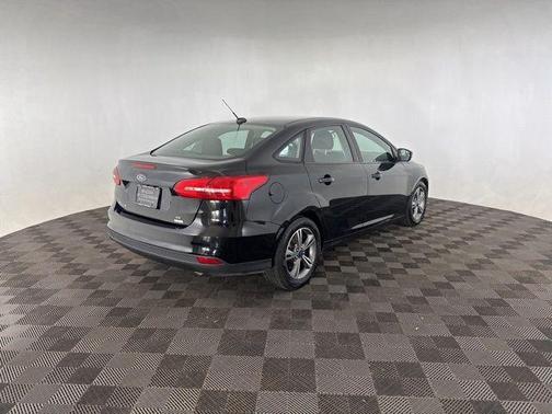 Shadow Black 2017 Ford Focus SE