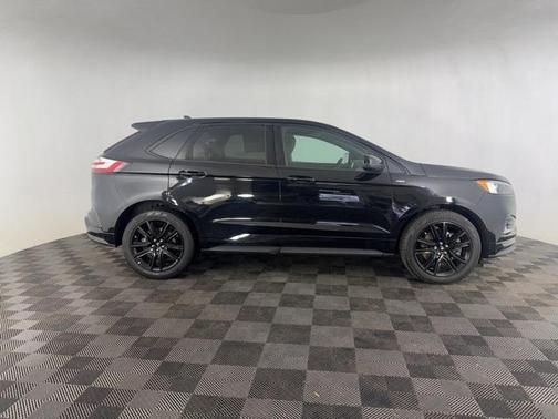 2021 Ford Edge ST Line
