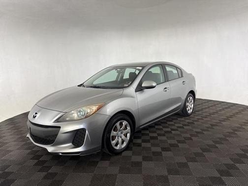 2013 Mazda Mazda3 i Sport