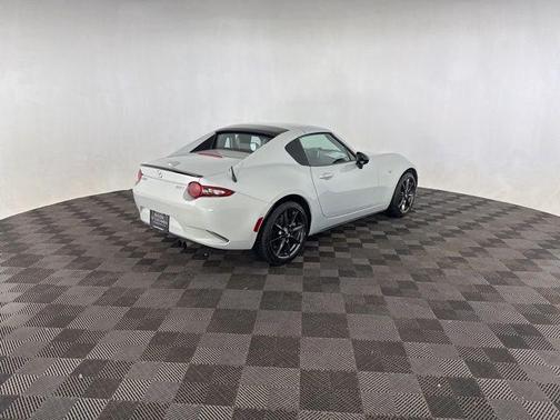 Ceramic Metallic 2017 Mazda MX-5 Miata RF Club