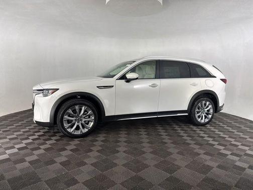 2026 Mazda CX-90 Premium Plus