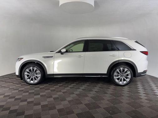 2026 Mazda CX-90 Premium Plus