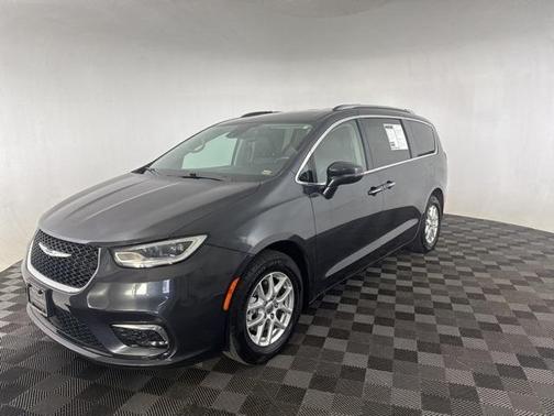 2021 Chrysler Pacifica Touring-L