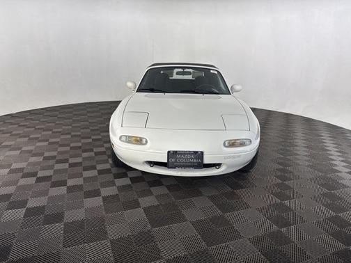 1990 Mazda MX-5 Miata 