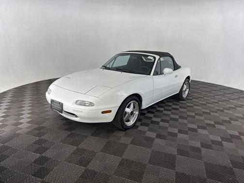 1990 Mazda MX-5 Miata 