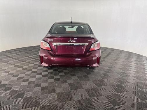 2024 Mitsubishi Mirage G4 LE